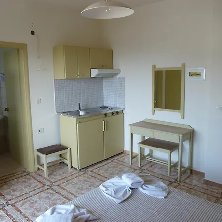 Mithos Apartament *