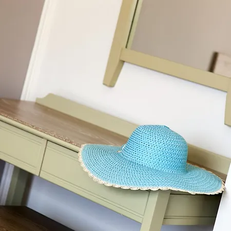 Mithos Apartament Agia Marina